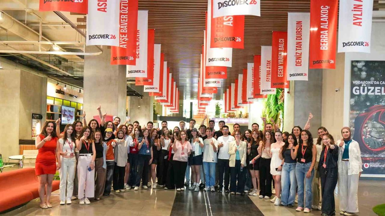 Vodafone Discover ile genç yetenek havuzu 48 yeni mezunla genişliyor