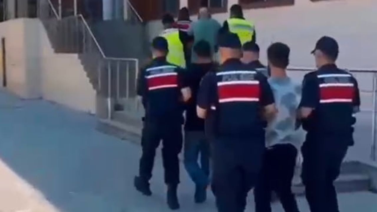 Yalova'da uyuşturucu operasyonunda 3 tutuklama