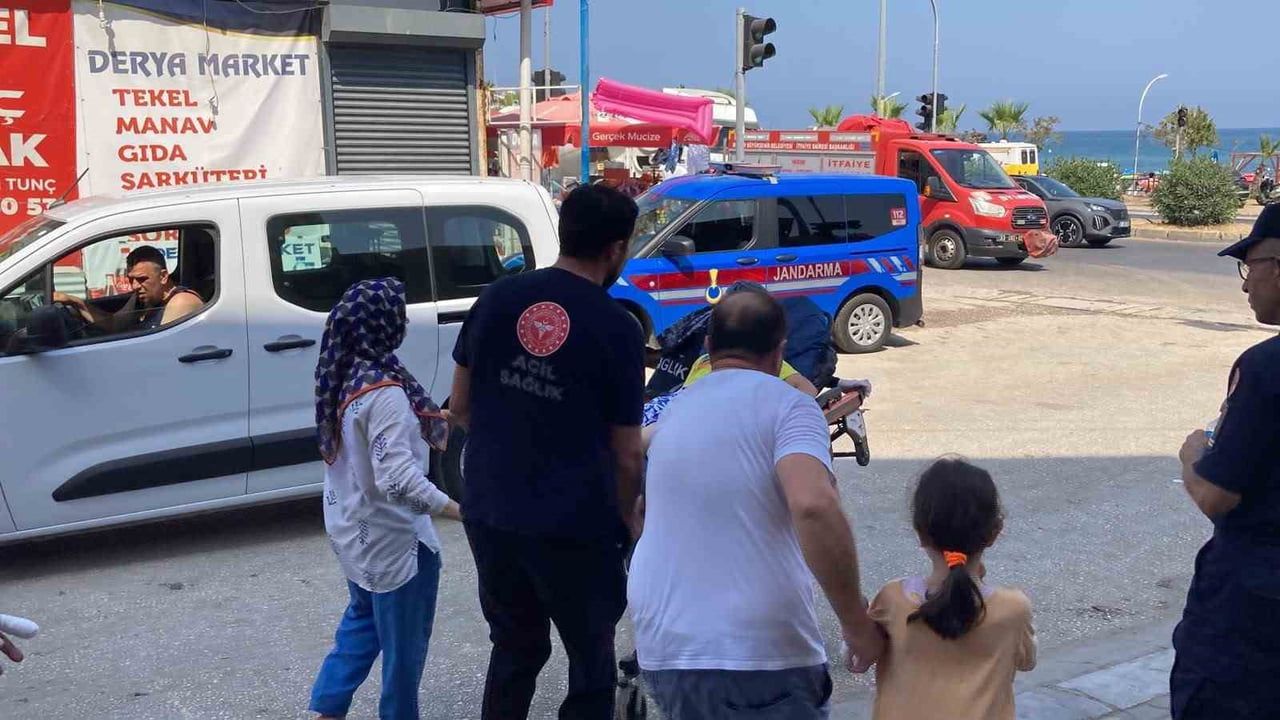 Yangın tatili gölgeledi: otelde dumandan etkilenen 9 kişi tedavi edildi