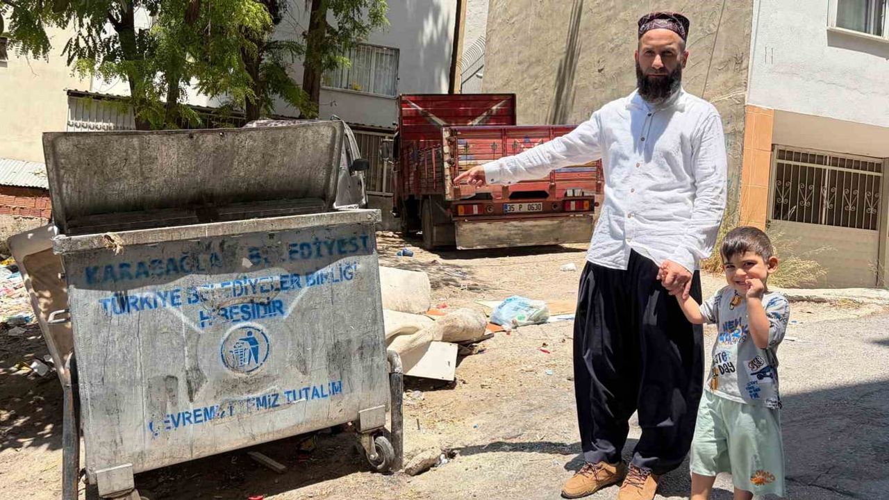 Yanlışlıkla çöpe atılan 400 bin lira mahalle konteynerinde bulundu