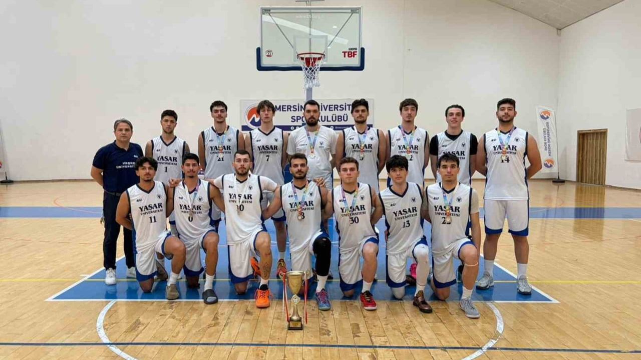 Yaşar Üniversitesi potada Türkiye ikincisi oldu