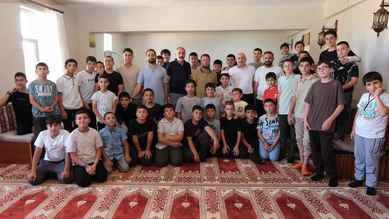 Yaz Kur’an kursunda dijital farkındalık eğitimi