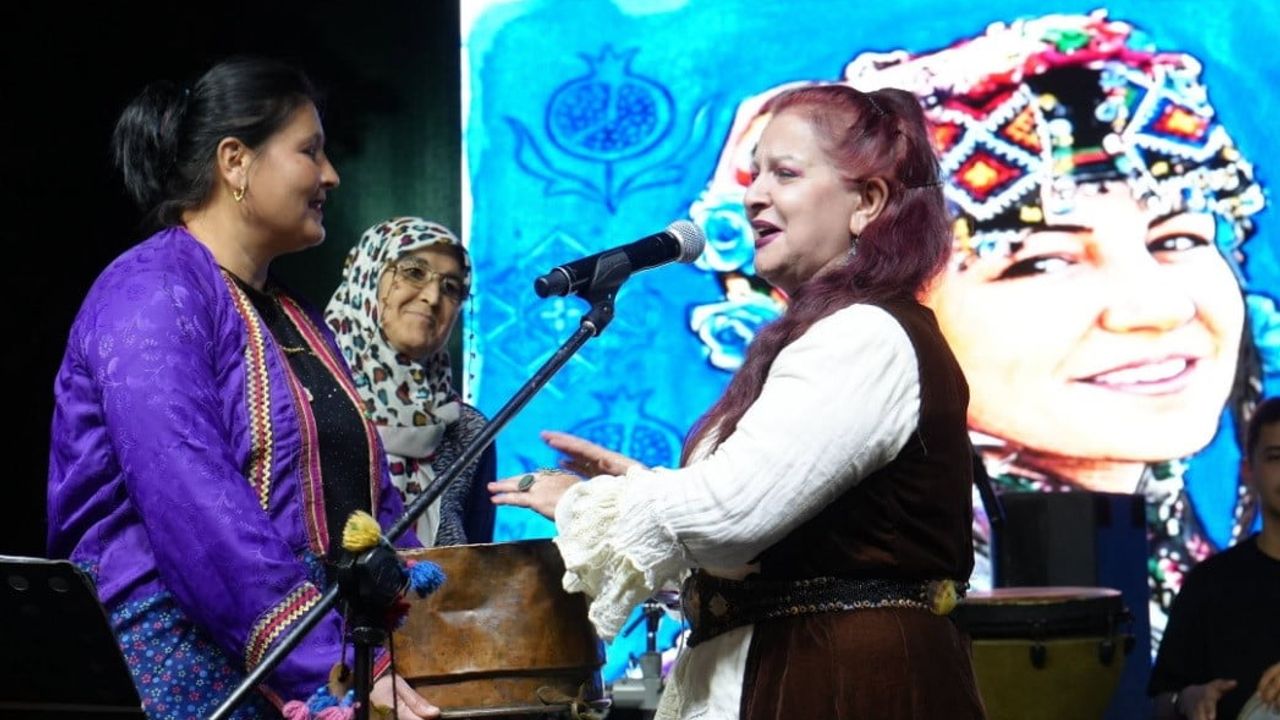 Yaz şenlikleri Emel Örgün konseriyle sona erdi