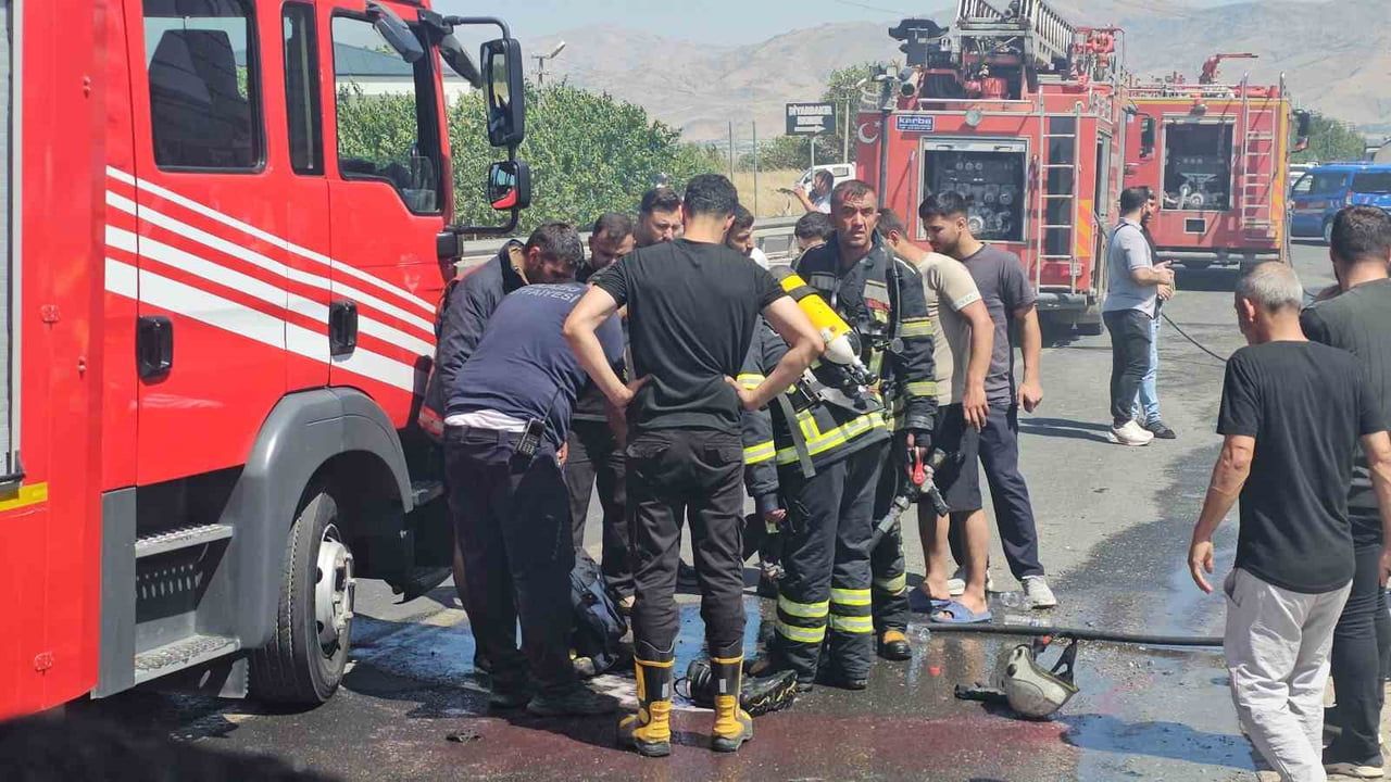 Yazıkonak'ta lastik dükkanı alev aldı ve kullanılamaz hale geldi