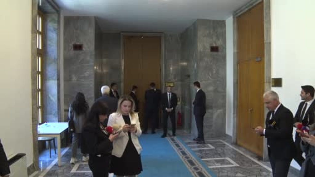 Yeni Parti meclis grubunu kurdu ve yönetimini belirledi