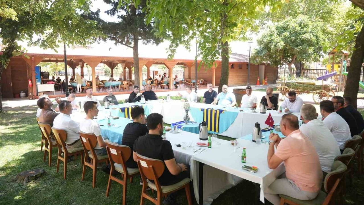 Yenişehir Belediyespor’da yeni dönem: güçlü yönetim, büyük hedefler