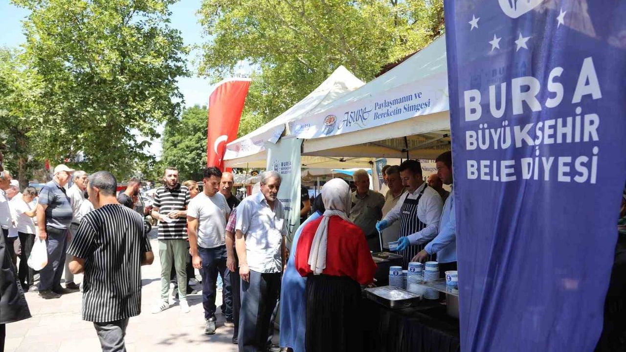 Yenişehir'de aşure bereketi