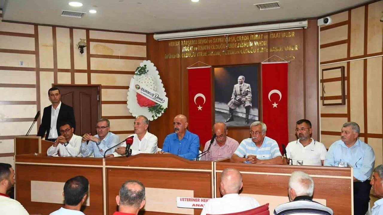 Yerli muz üretiminin korunması talebi: Anamur üreticileri ortak çözüm arıyor