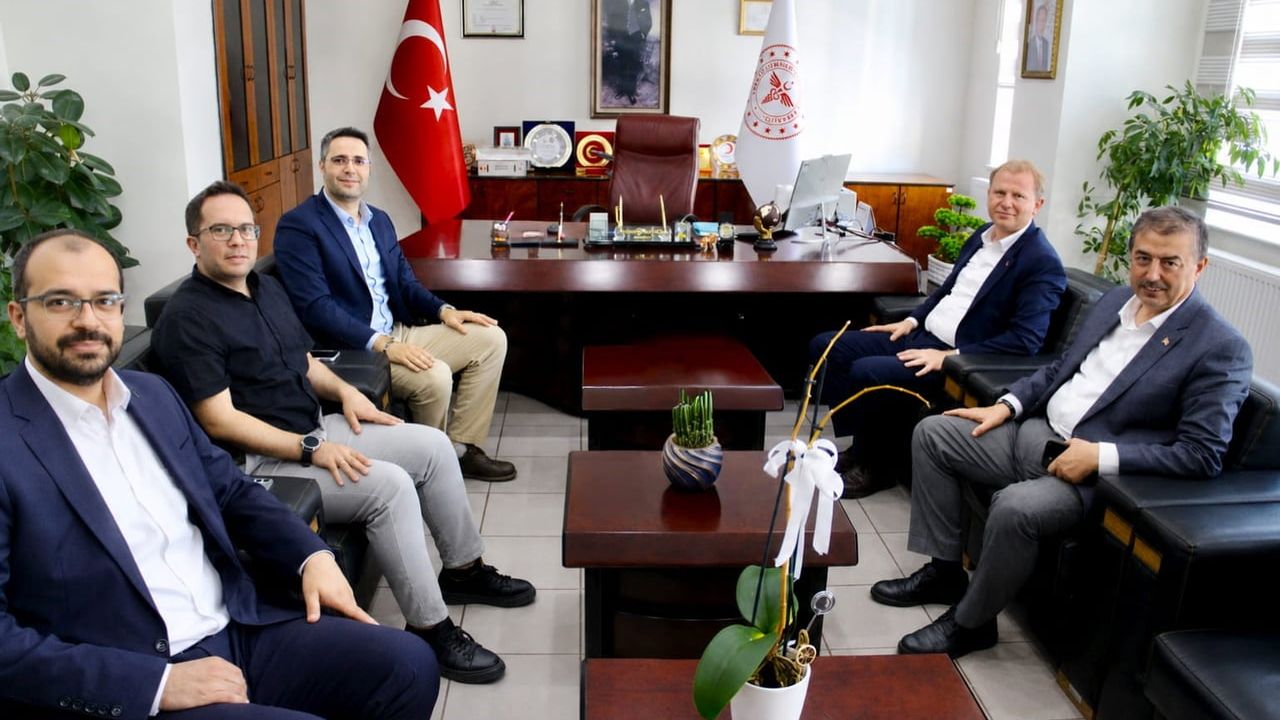 Yeşilhisar heyetinden başhekim Çöl’e ziyaret