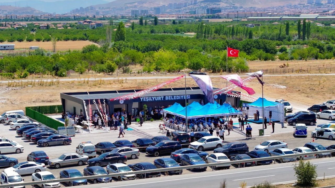 Yeşilyurt'ta Hacı İbrahim Güngör taziye evi hizmete açıldı