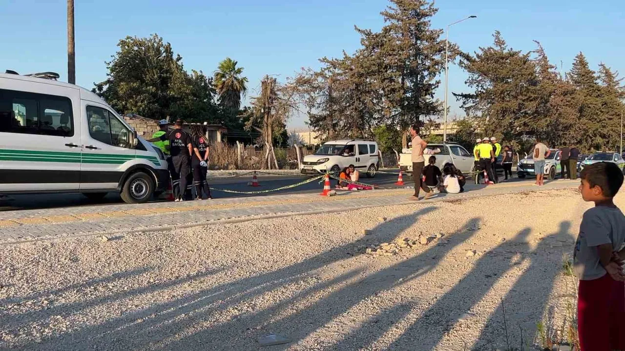 Yola kaçan topunu almak isterken pikabın çarpmasıyla yaşamını yitiren 11 yaşındaki Umut İşlekyay son yolculuğuna uğurlandı