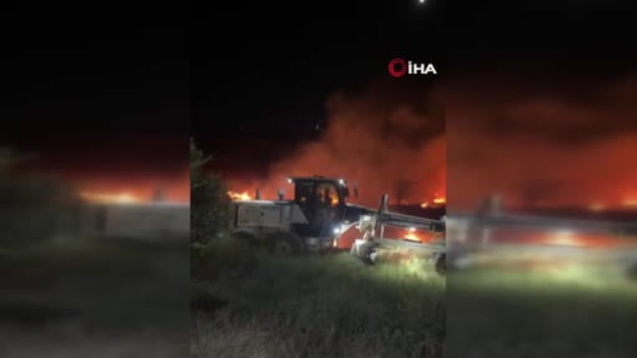 Yozgat'ta Molla İsmail köyünde hububat tarlasında yangın: 100 dönüm etkilendi