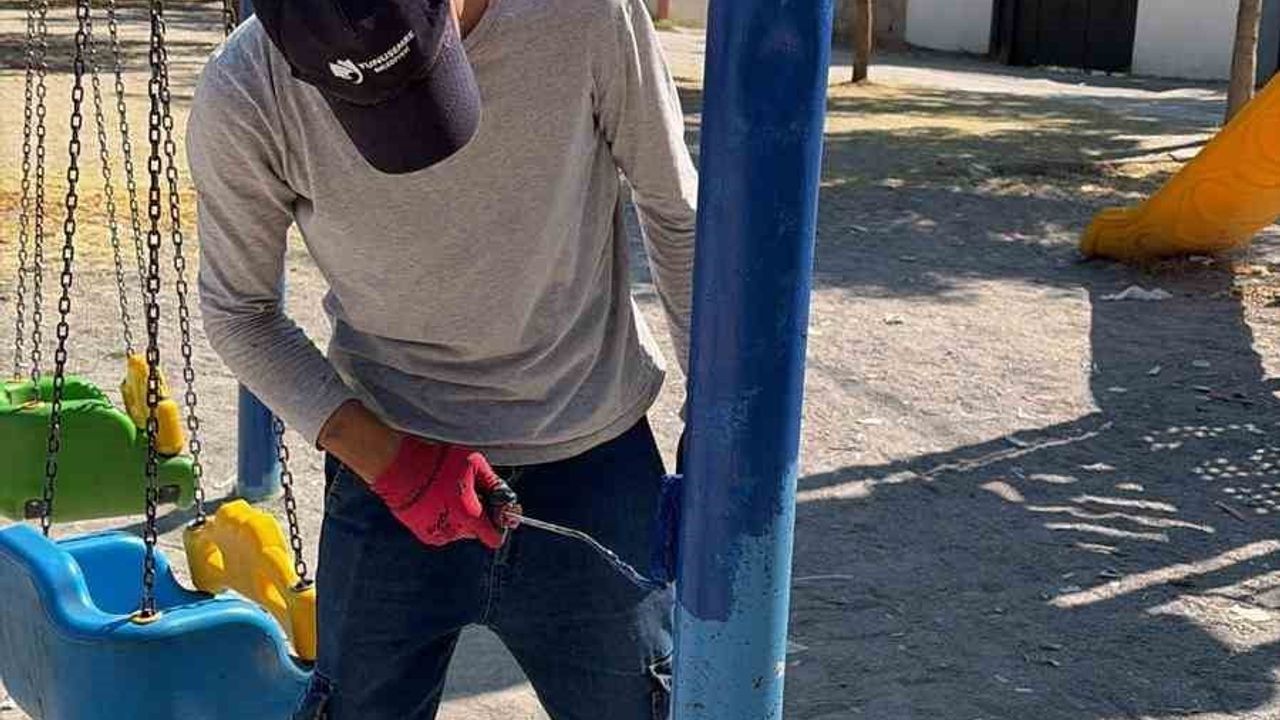 Yunusemre’de çocuklar için güvenli ve renkli parklar hedefleniyor