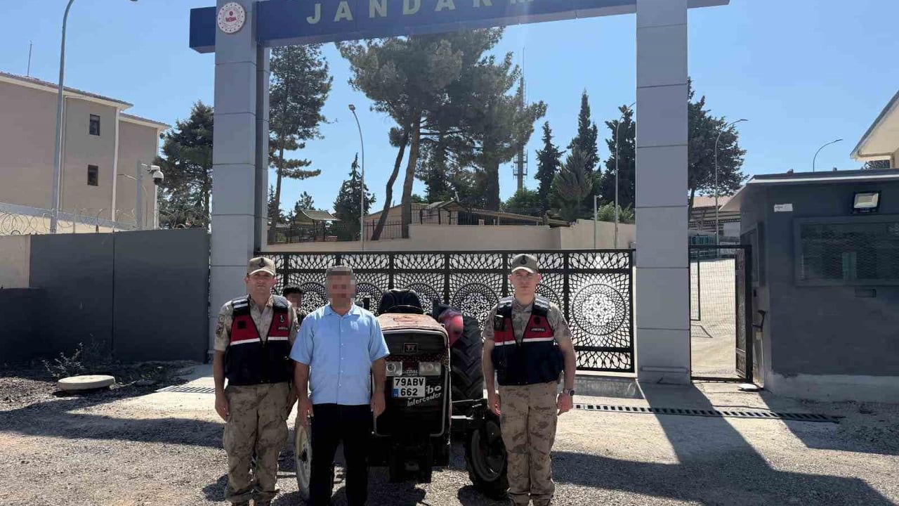 Zeytinlikte 13 gün sonra ortaya çıkan traktör sahibine teslim edildi