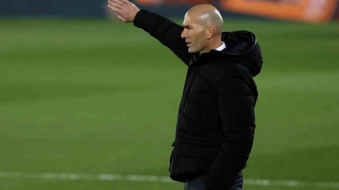 Zidane göreve başladı: Fransa'da yeni dönem