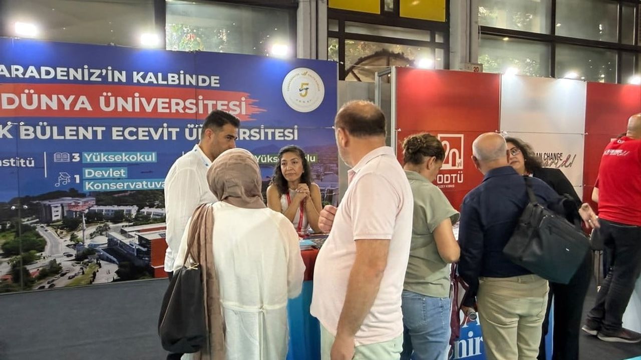 Zonguldak Bülent Ecevit Üniversitesi Ankara'da adaylarla tercih ve kampüs fırsatlarını tanıttı