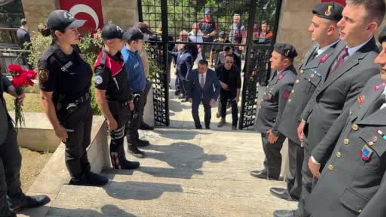 Zonguldak'ta 15 Temmuz anma töreni: şehitlikte dualar okundu