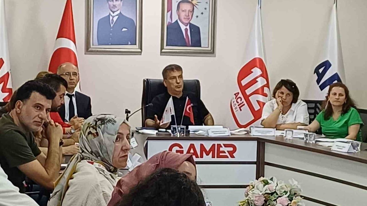 Zonguldak'ta sel felaketlerine karşı yerel düzey sağlık operasyonu masa başı tatbikatı