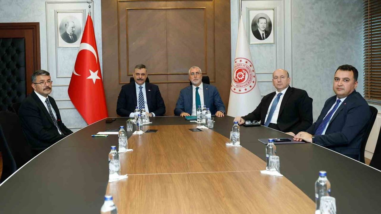 81 ile 30 bin kontenjan: toplum yararına programlarda yeni dağılım