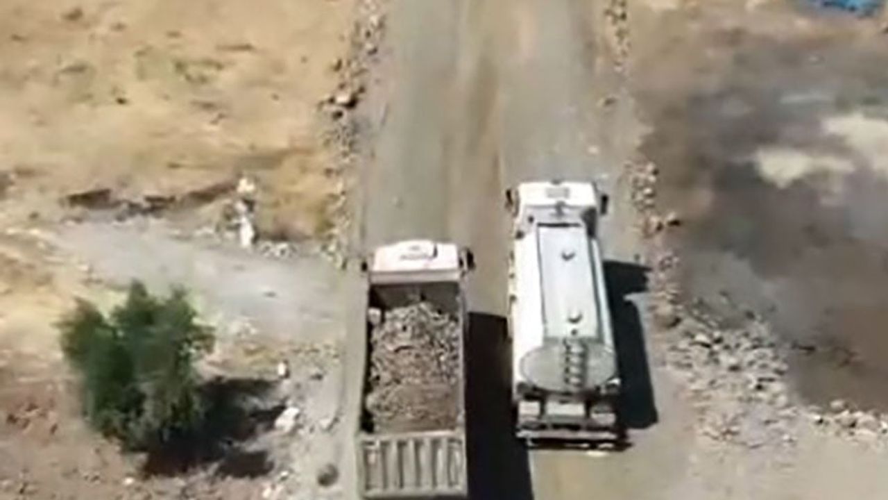 Acar yolu çalışmalarında samimi anlar sosyal medyada ilgi gördü