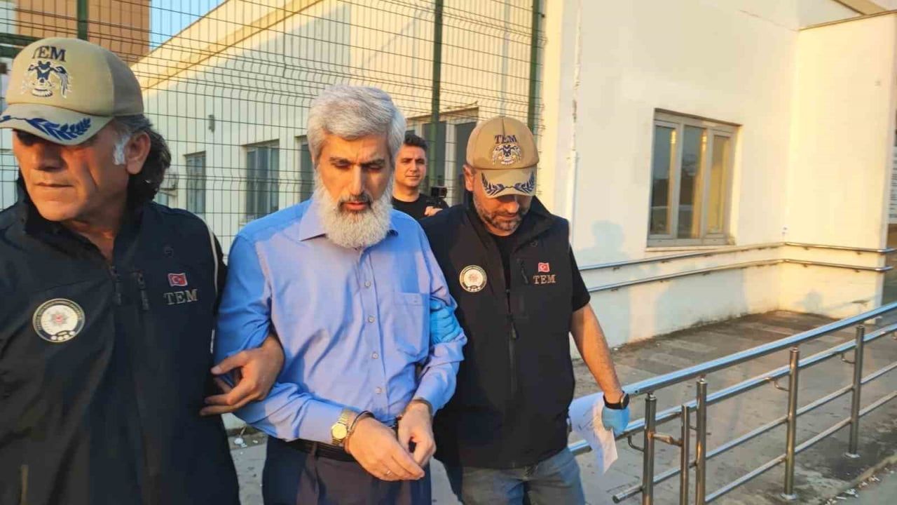 Adana'da Furkan Vakfı'na şafak operasyonu: kurucu başkan ve eşi gözaltına alındı