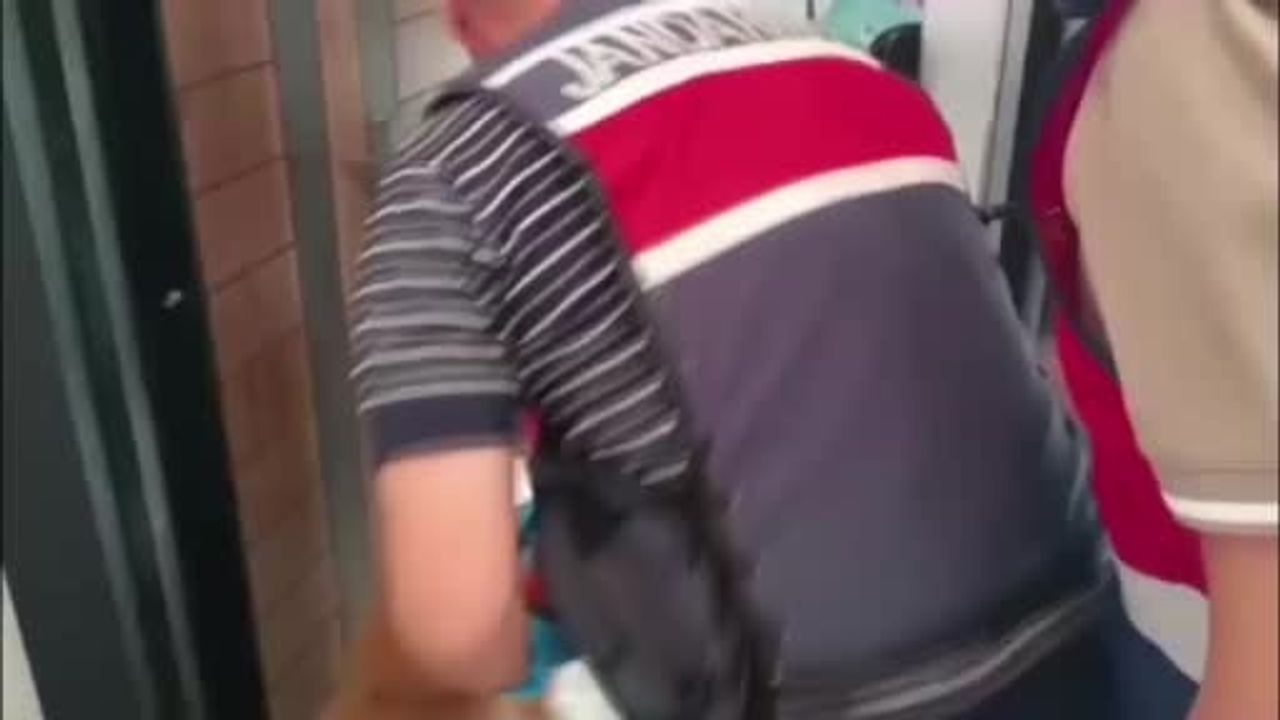 Adana'da jandarmadan uyuşturucu operasyonu: üç şüpheli yakalandı