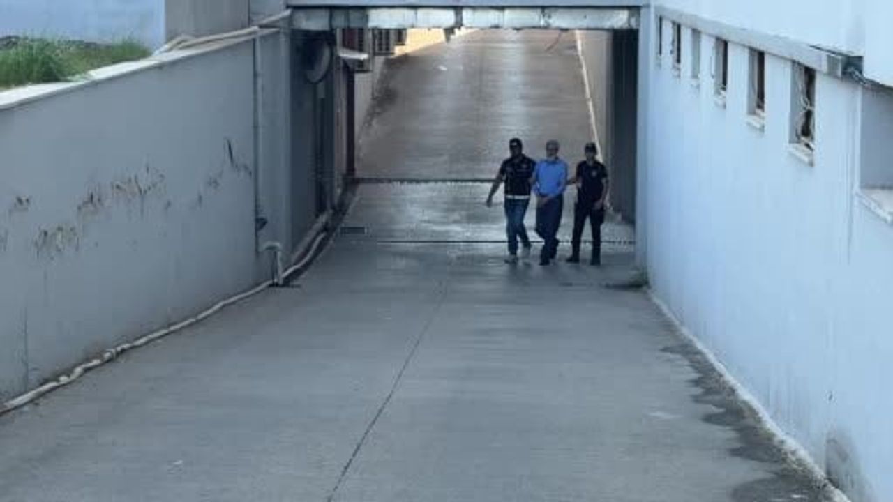 Adana merkezli operasyonda Alparslan Kuytul ve eşi Semra Kuytul dahil 56 şüpheli adliyeye sevk edildi