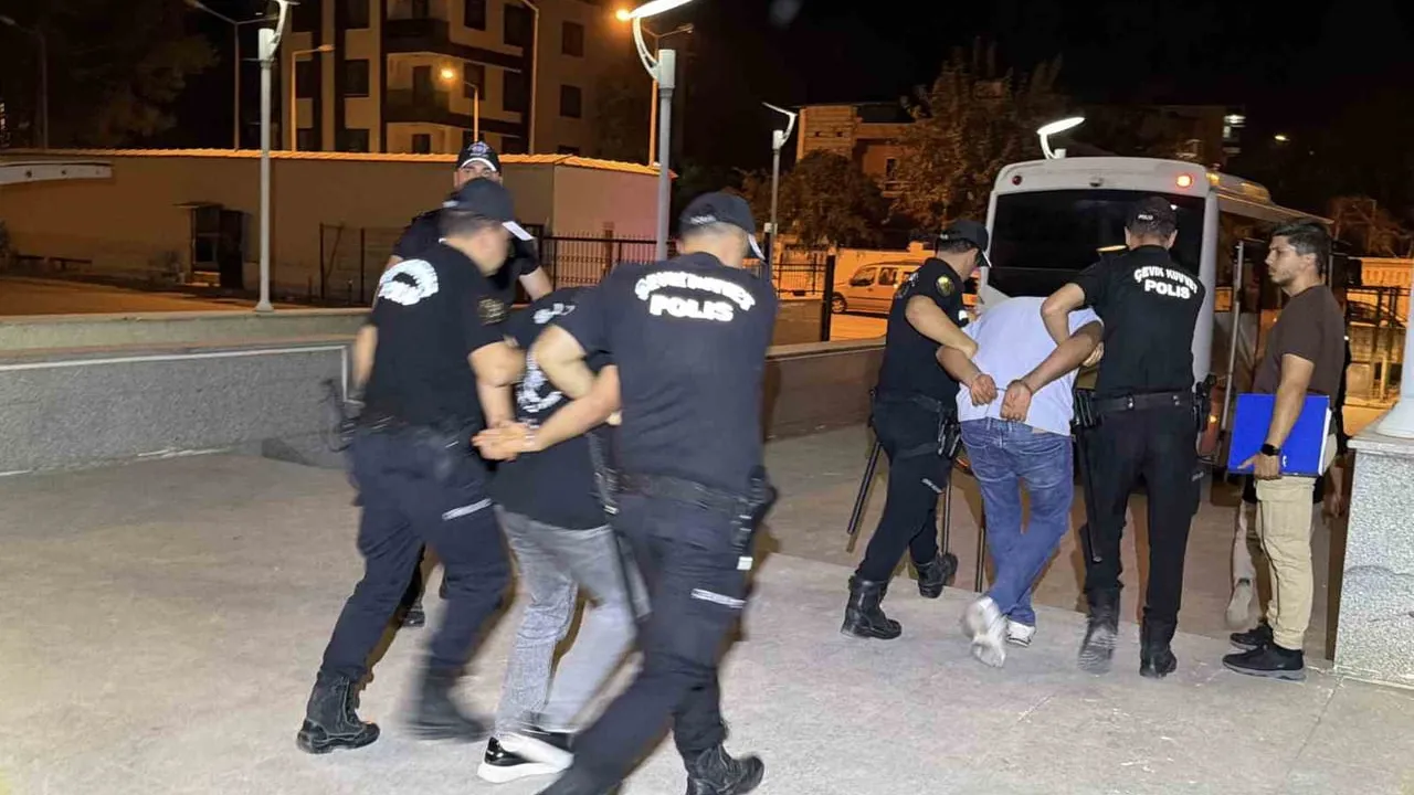 Adıyaman'da Kirveler çökertildi: beş şüpheli tutuklandı