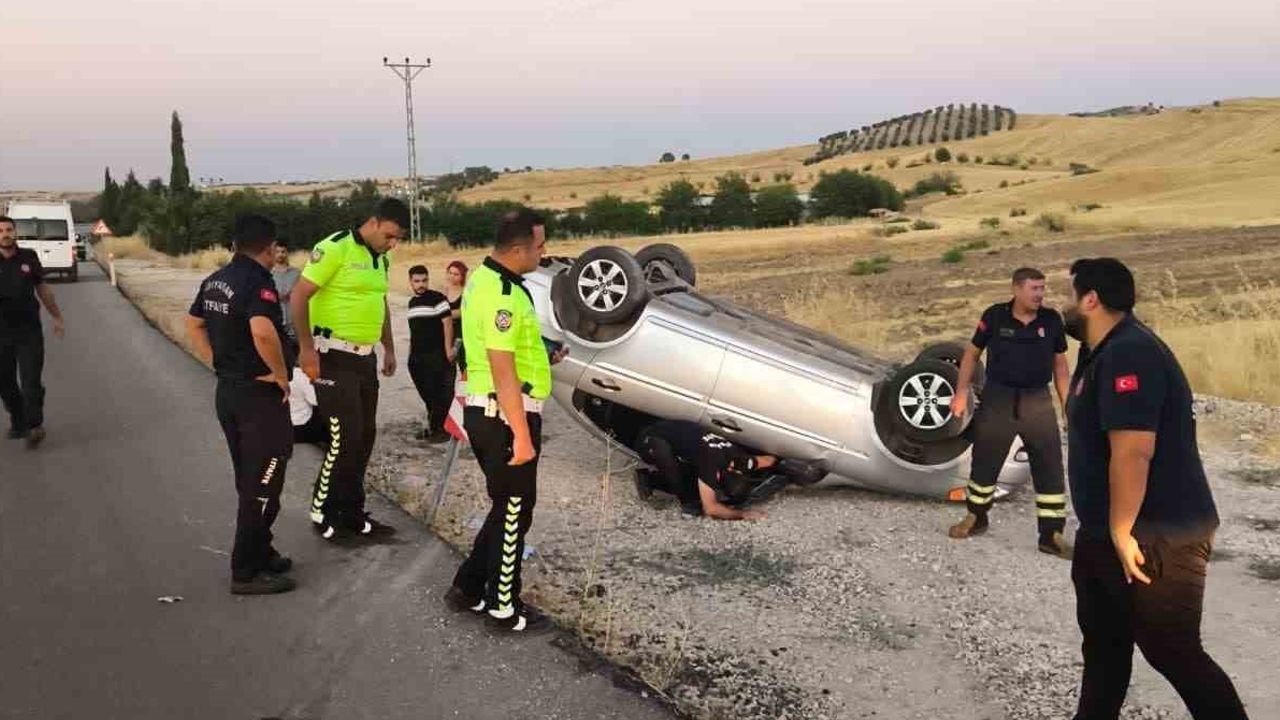 Adıyaman'da takla atan otomobilde bir kişi yaralandı