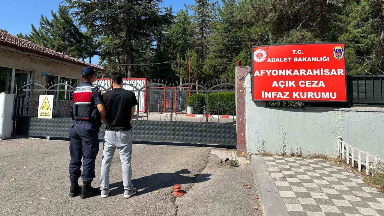 Afyonkarahisar’da güvenlik denetimleri 27 arananın yakalanmasıyla sonuçlandı