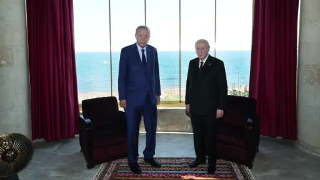 Ahlat'ta Malazgirt anmasında Erdoğan ile Bahçeli bir araya geldi