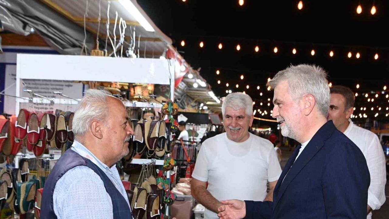 Ailecek fuardayız mesajı: Görgel esnaf ve vatandaşlarla buluştu