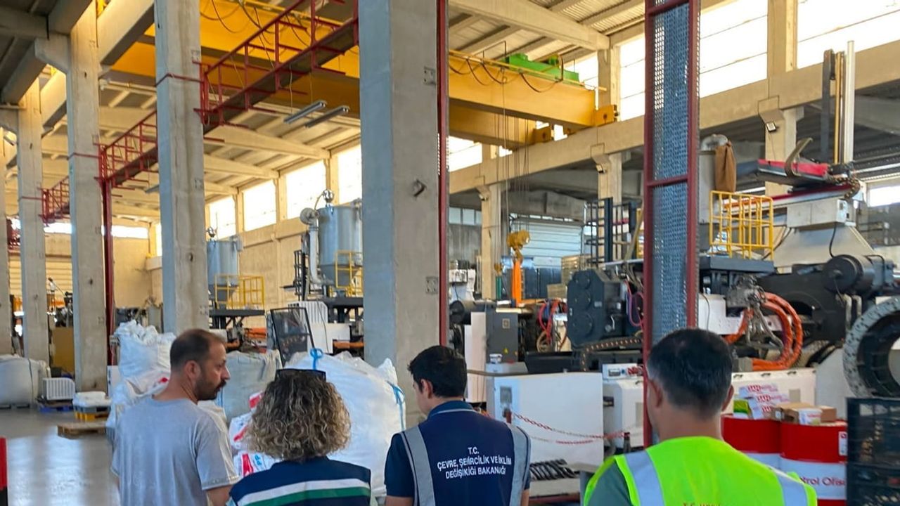 Akdeniz'de mikroplastik iddiaları: 5 ilde yapılan denetimlerde milyonluk yaptırımlar