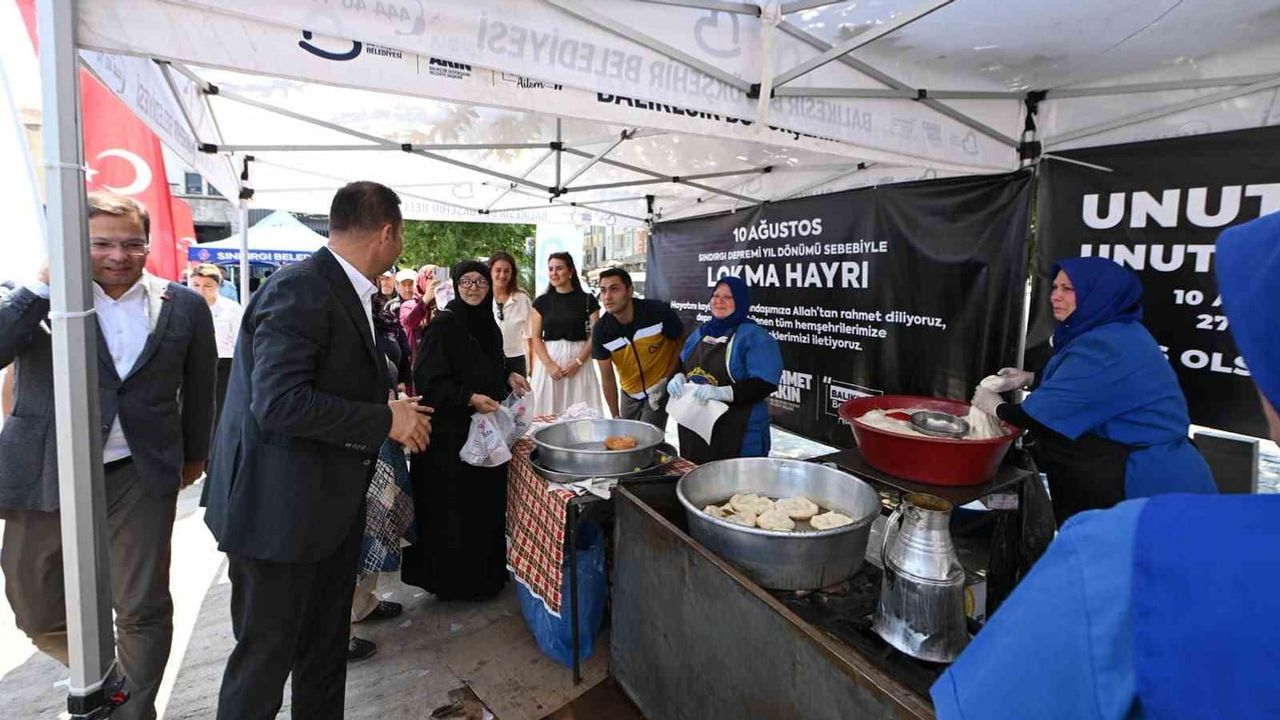 Akın sındırgı'da yaraları sarmak için sahadaydı