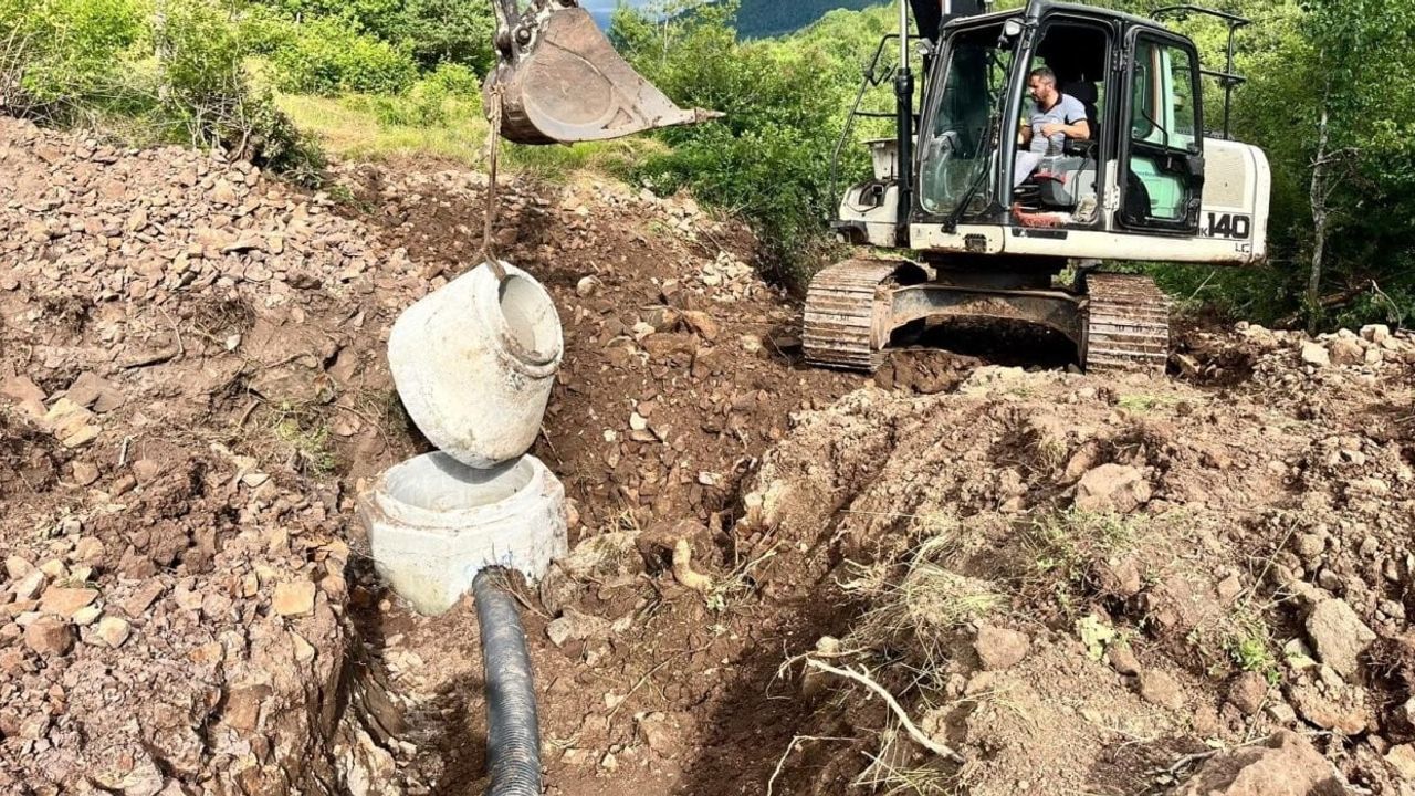 Akkuş'ta kırsal mahallede yılların su ve kanalizasyon sorunu giderildi