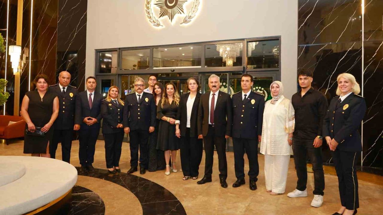 Aktaş'ın ev sahipliğinde terfi sevinci: beş müdür aileleriyle buluştu