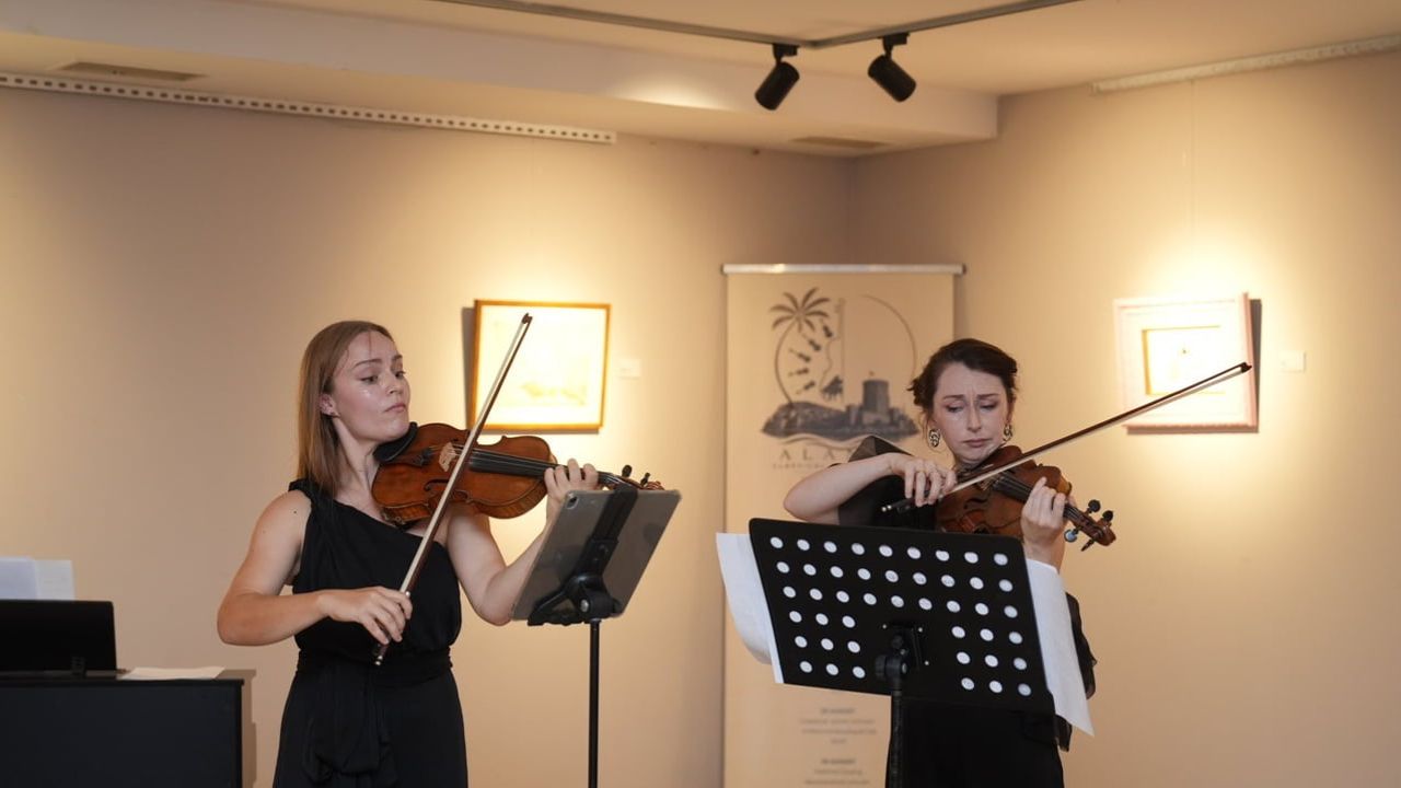 Alanya'da küresel ezgiler sahneye çıktı: uluslararası klasik müzik festivali başladı