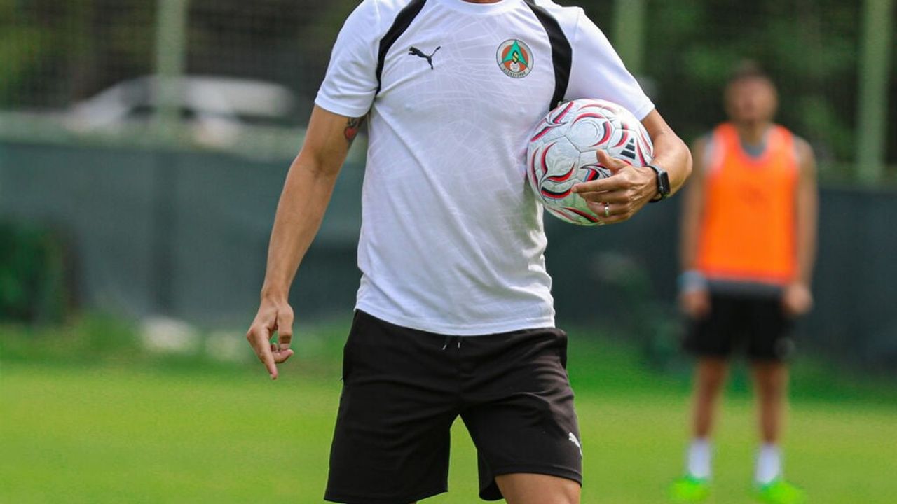Alanyaspor son idmanla Eyüpspor sınavına hazır