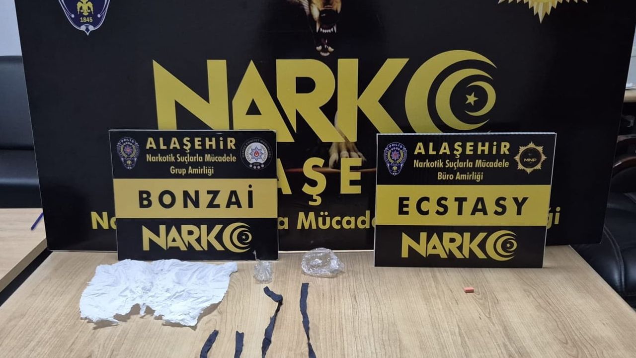 Alaşehir'de kovalamaca sonrası uyuşturucu ele geçirildi