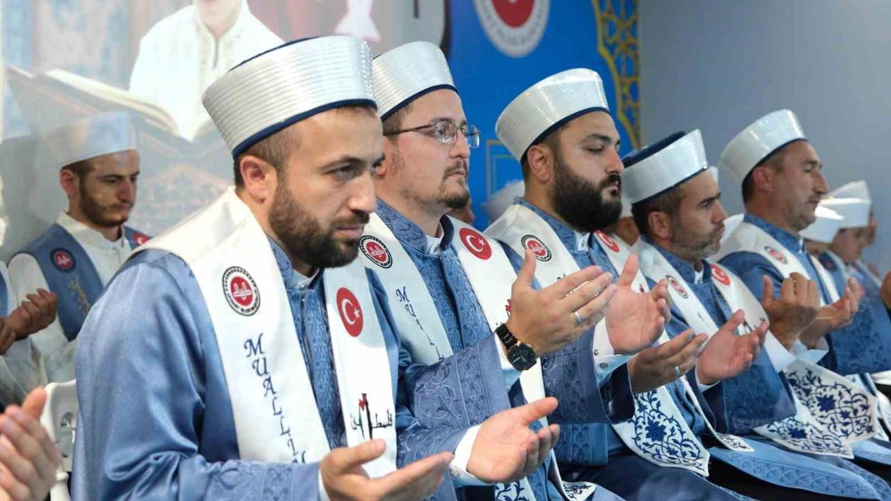 Almus’ta 41 hafız icazet belgeleriyle eğitimini taçlandırdı