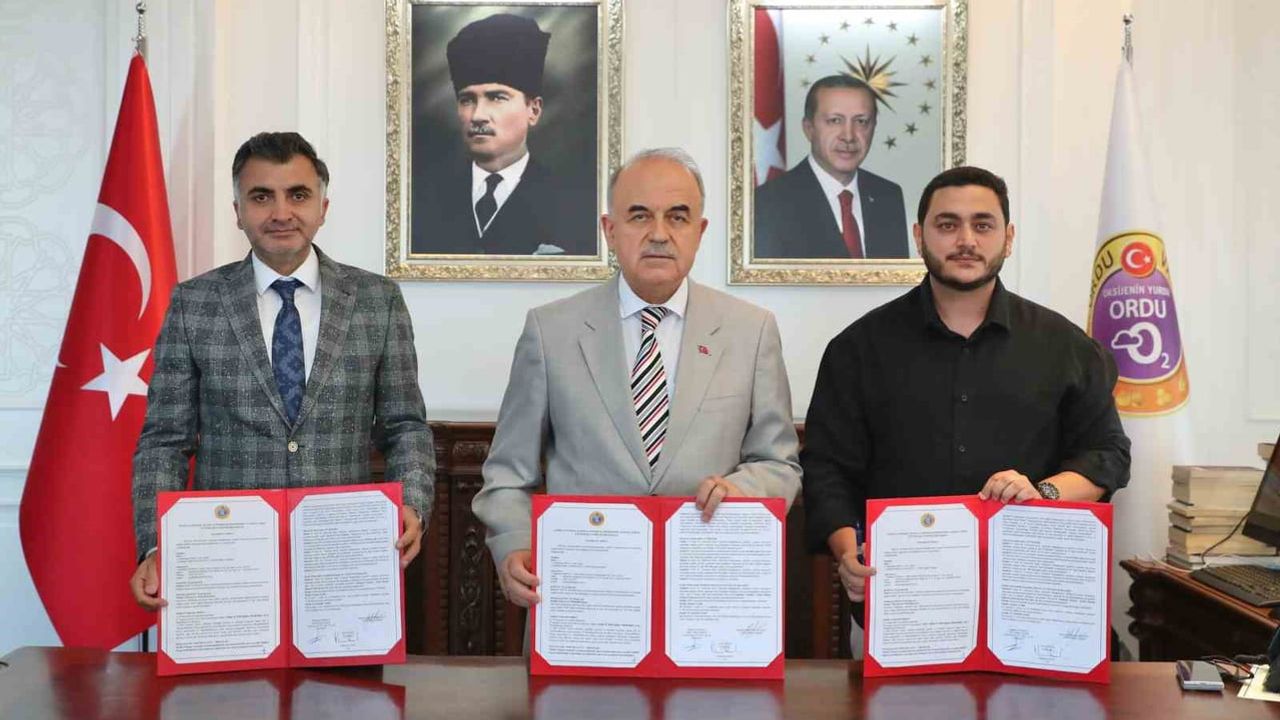 Altınordu'da lise kütüphanesi merhum baba adına yenilenecek