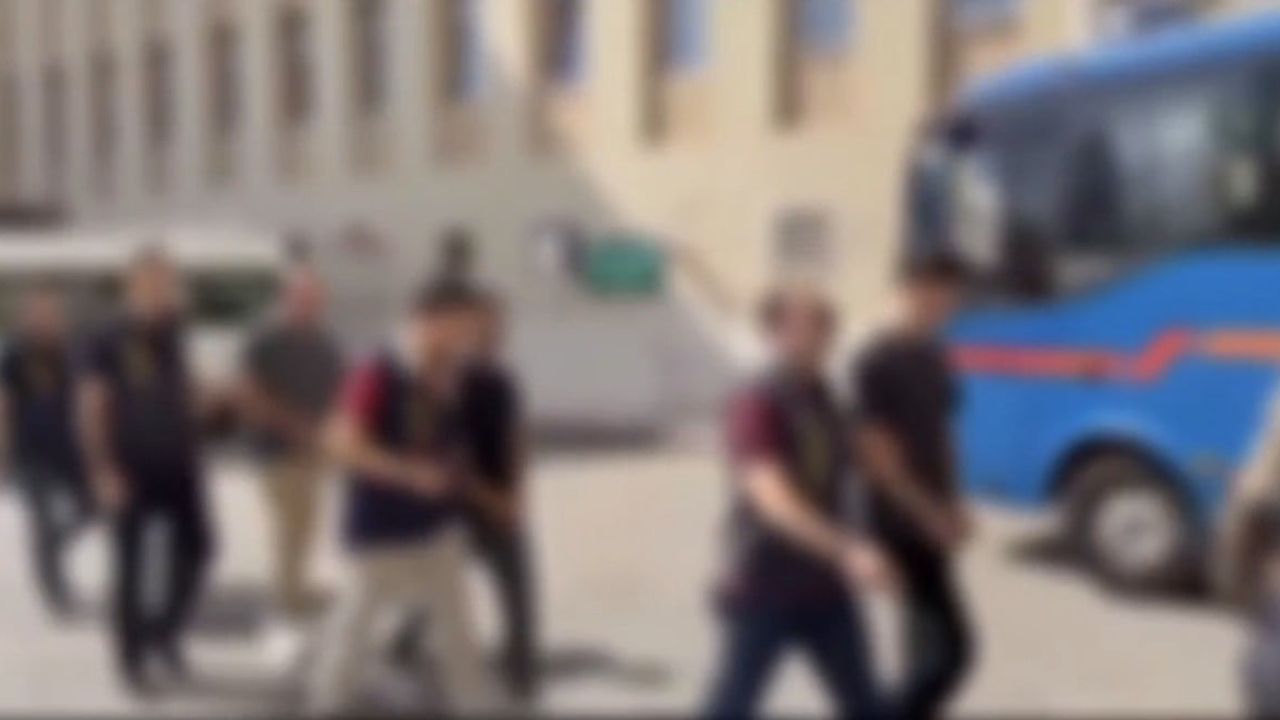 Anonim panellerle aileleri hedef alan siber şebeke çökertildi