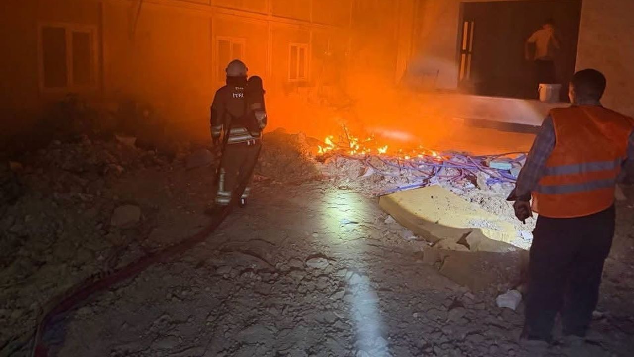 Antakya'da çöplükte çıkan yangın itfaiyenin hızlı müdahalesiyle söndürüldü