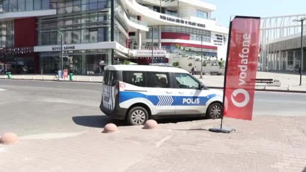 Antalya'da 3,86 promille yakalanan sürücü 300 metrelik kaçışın ardından 450 bin lira ceza aldı