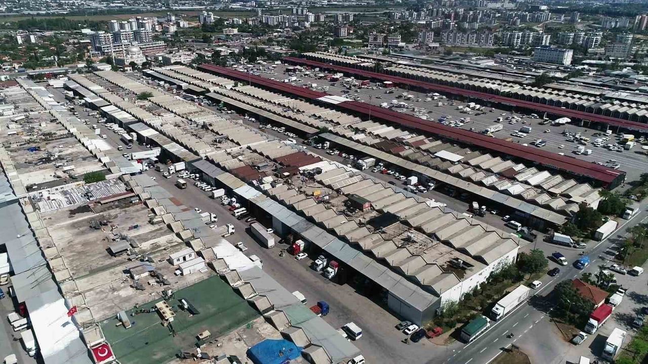 Antalya hal endeksinde sebze fiyatları yıllık bazda en yüksek artışı kaydetti