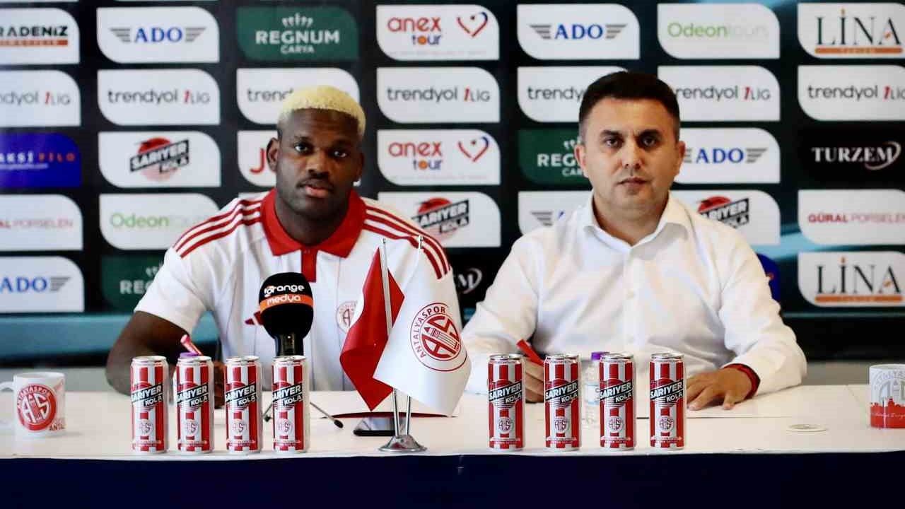 Antalyaspor transfer yasağını kaldırdı ve beş yeni ismi resmen kadrosuna kattı