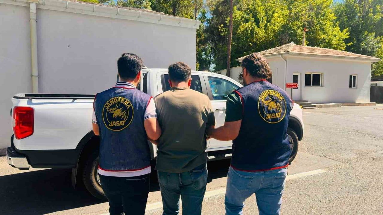 Aranan 110 kişi jandarma operasyonunda yakalandı