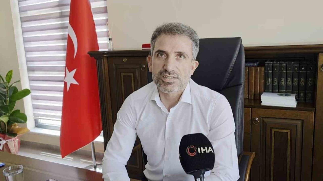 Arazideki sumağın peşinde çıkan kavga kameraya yansıdı