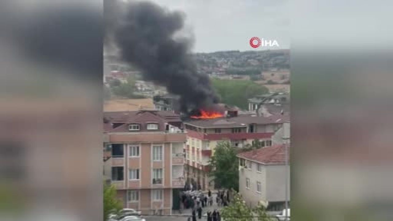 Arnavutköy Haraççı'da çatı yangını alarmı: itfaiye ekipleri sevk edildi