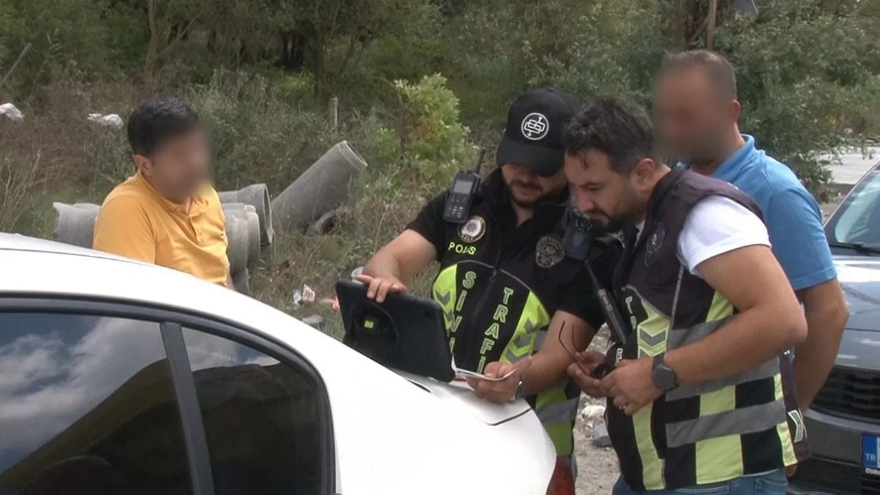 Arnavutköy yollarında tonaj ve branda denetimi sıkılaştırıldı